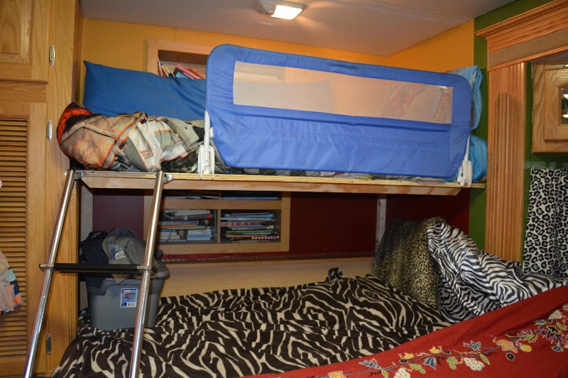 Cannon is on the top bunk and Knox is on the bottom.