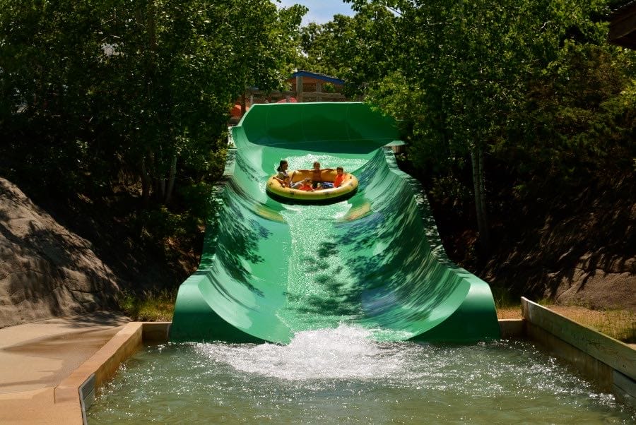 Things To Do In Wisconsin Dells With Kids: Noah's Ark Waterslides
