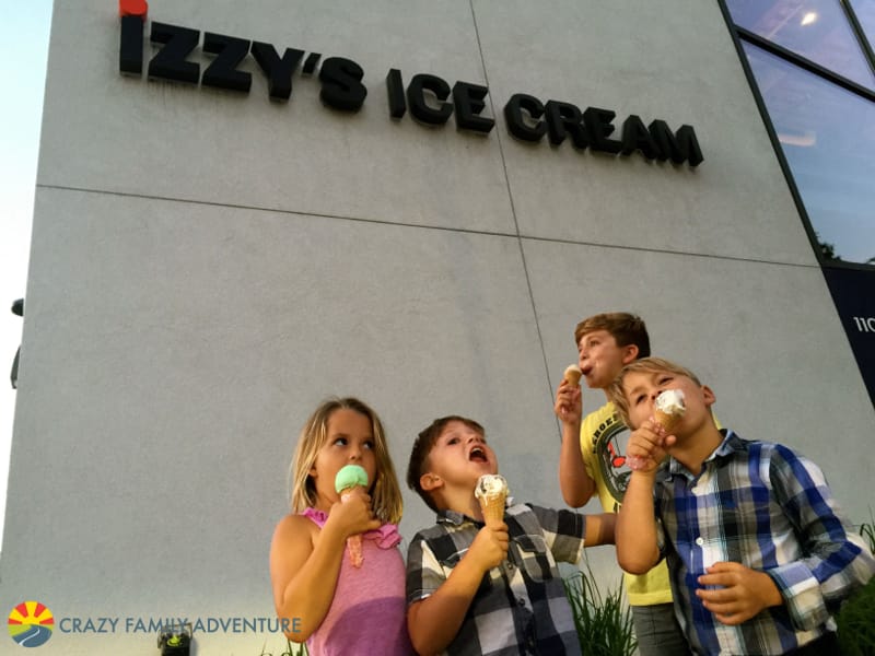 Things to do in Minneapolis with kids - Izzy's Ice Cream
