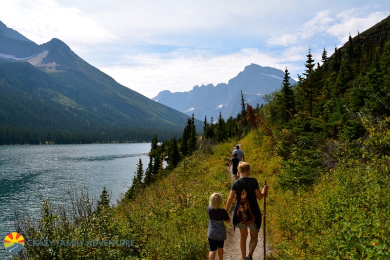 Hiking to Grinnell Lake in Many Glacier