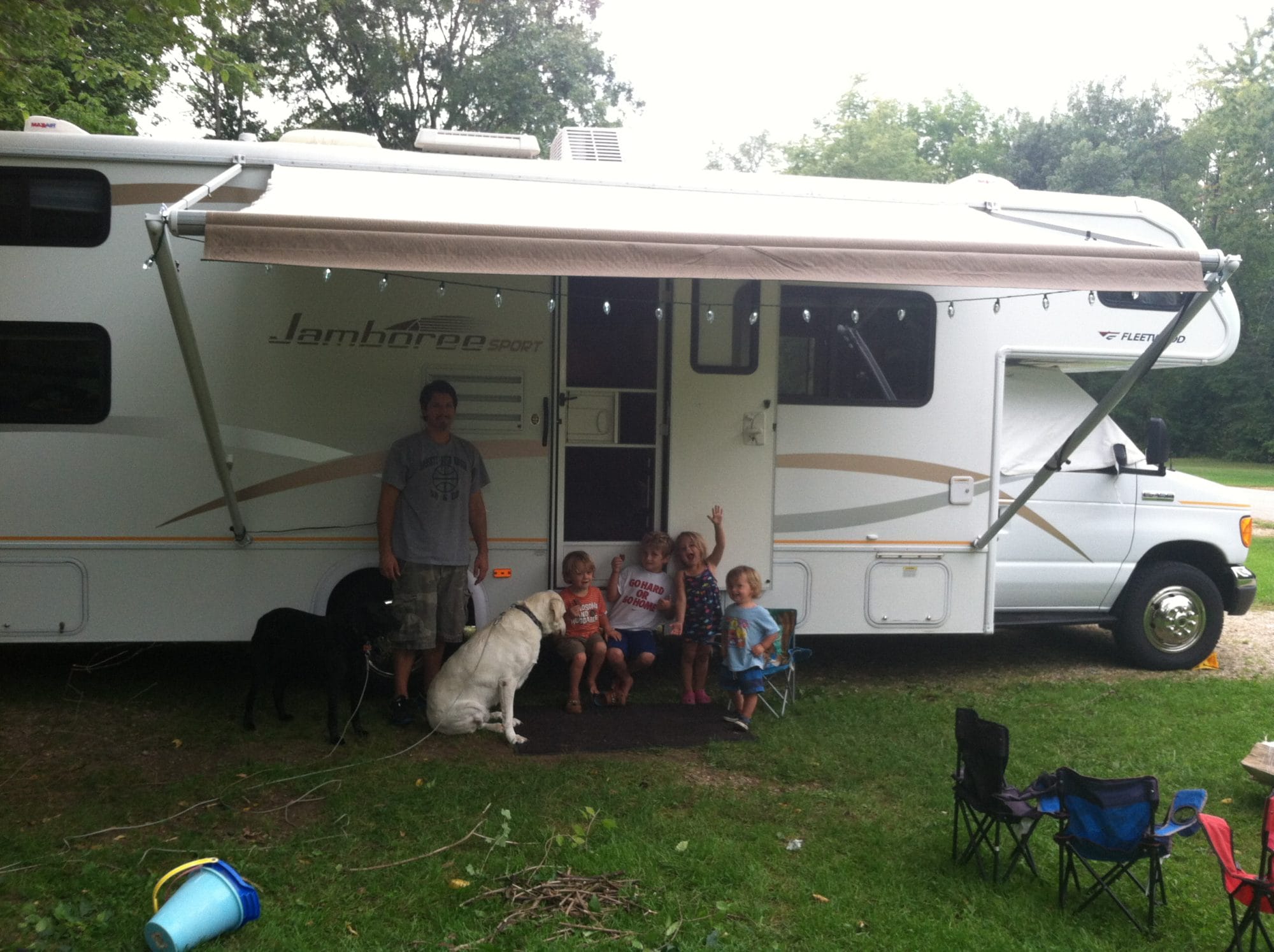 How We Became A Full Time RV Family