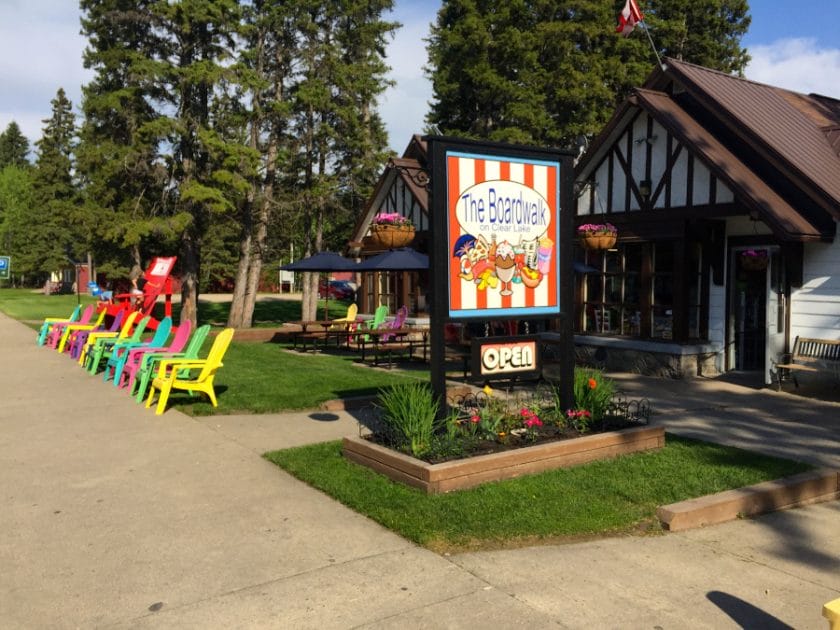 Cute town in Riding Mountain National Park