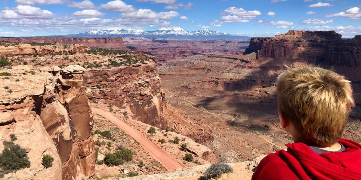 Canyonlands national park outlet backpacking