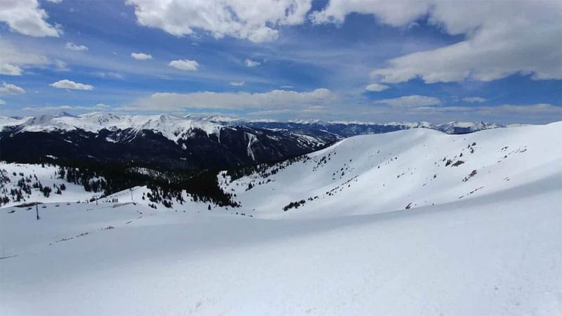 Basin Skiing, one of the best family ski resorts in Colorado
