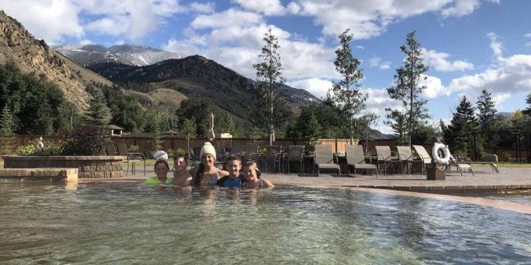 12 Amazing Things To Do In Gardiner, Montana [+ Where To Stay]