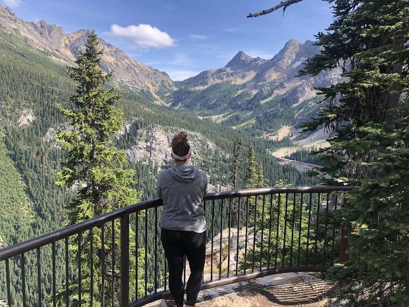 Washington Pass Overlook