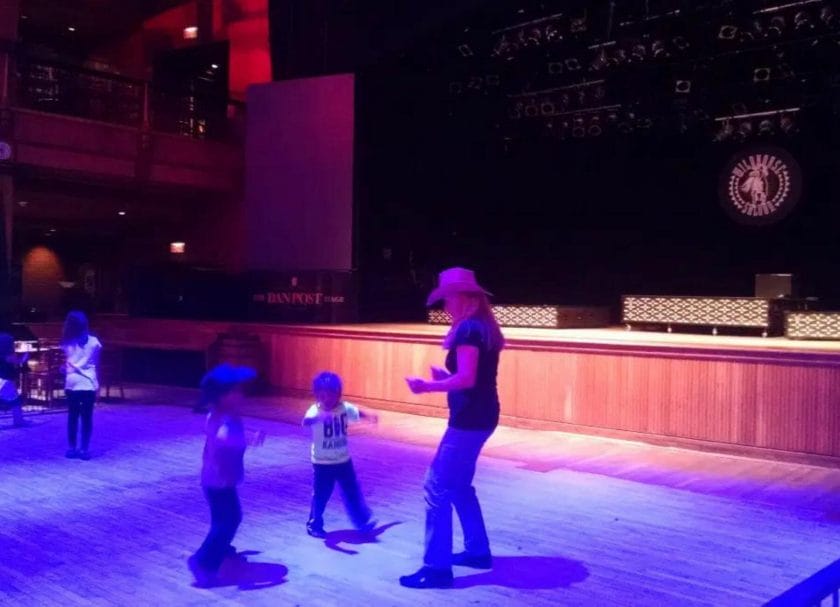 Dancing at the Wild Horse Saloon, Tennessee Road Trip