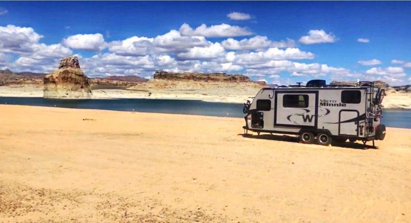 Lone Rock Beach Camping