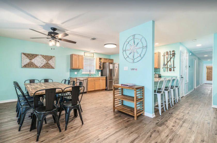 This is a photo of Zula Breeze living space, VRBO Destin, Florida
