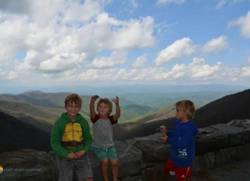 Craggie gardens kid friendly hikes near Asheville