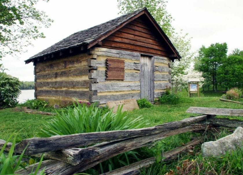 Bush Lincoln Log Things To Do In Elizabethtown KY