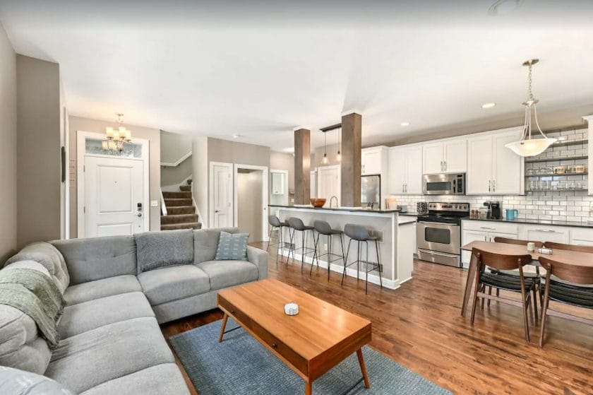 Picture of Centrally Located Modern & Clean Home Away from Home