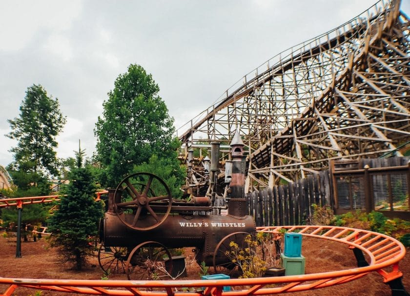 Dollywood Coaster Amusement Parks in Tennessee