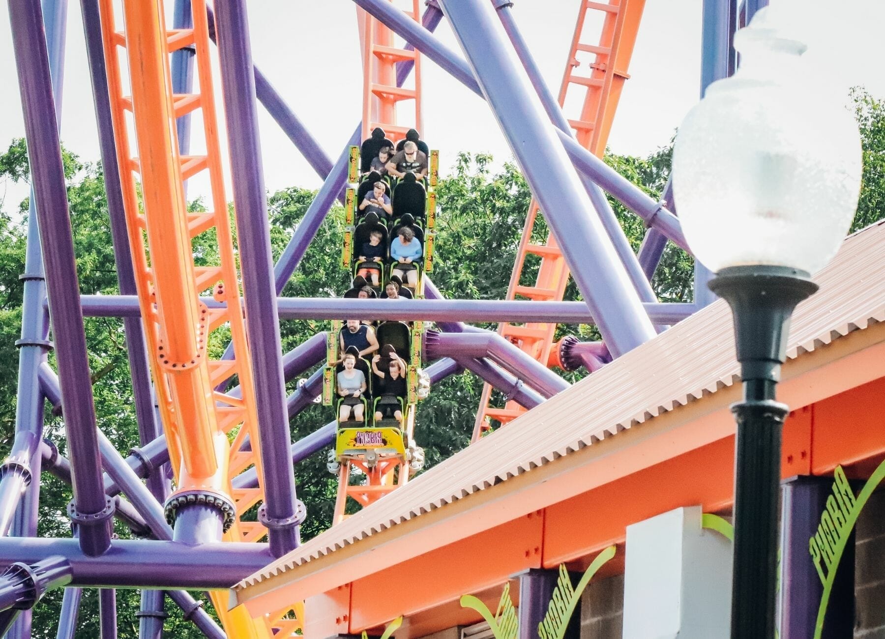 A 19-Story Six Flags Roller-Coaster Malfunctioned, Injuring 14 People