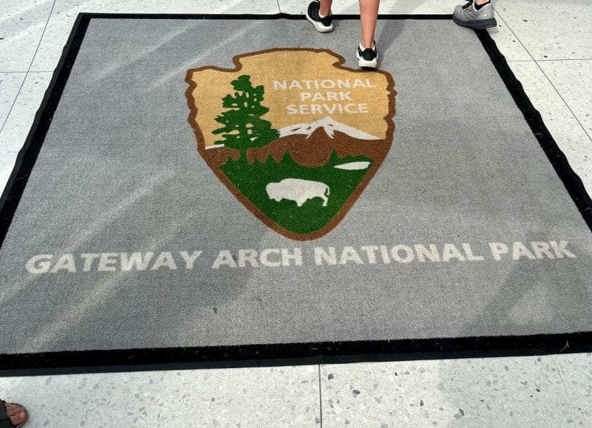 Logo National Park Service NPS Arch