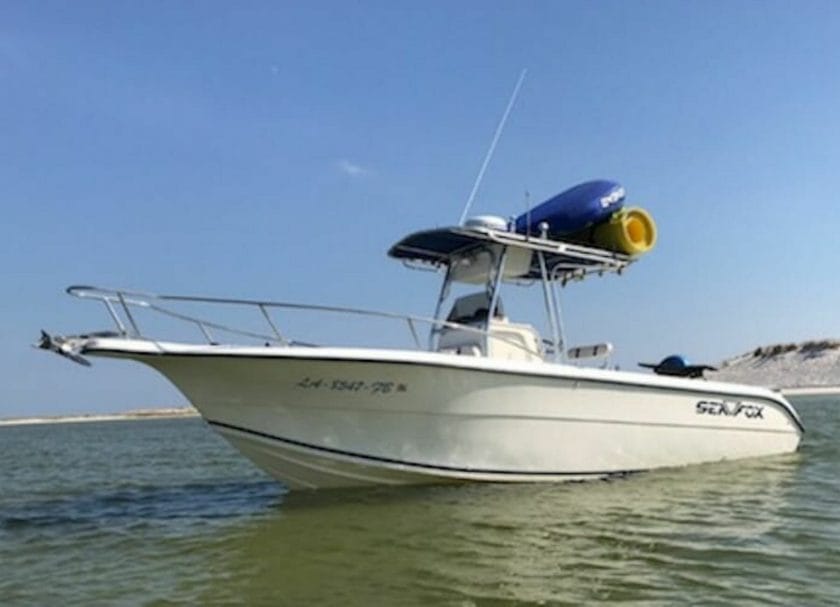 Inshore fishing boat, things to do in gulf shores