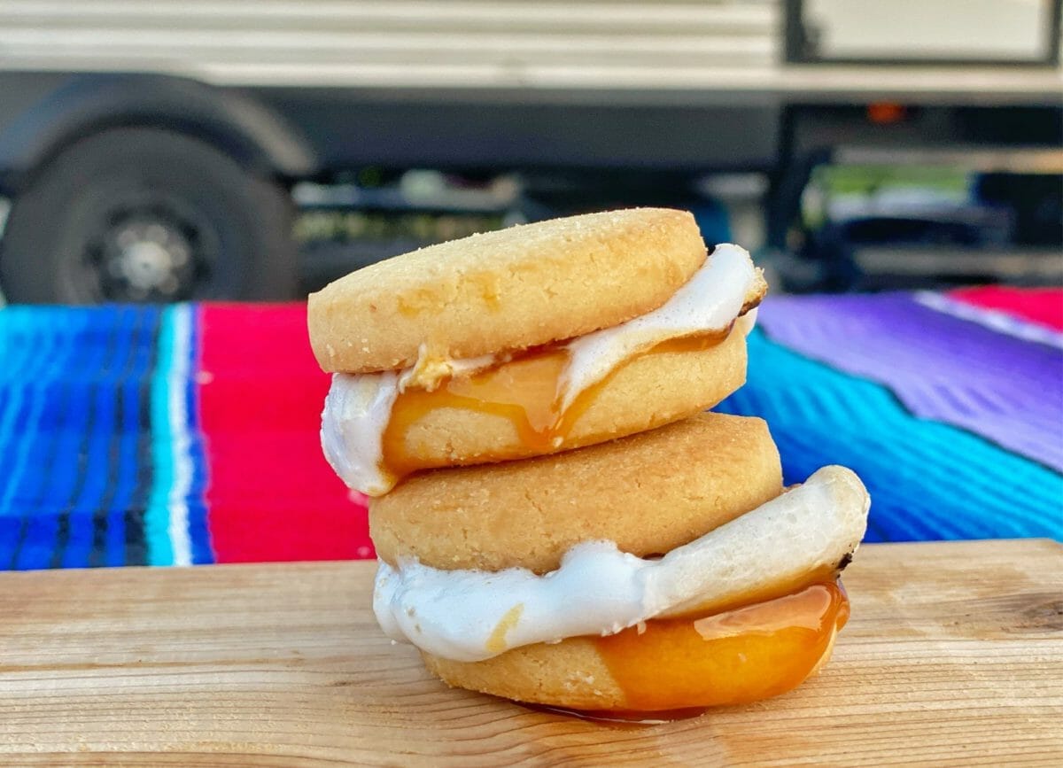 Pecan Sandies Smores recipe