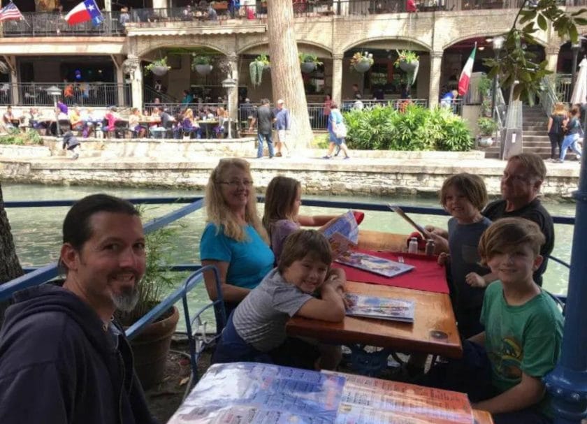 Eating lunch at one of the many restaurants on the Riverwalk was a great experience! The kids loved waving to all the passengers on the Riverwalk Barge.
