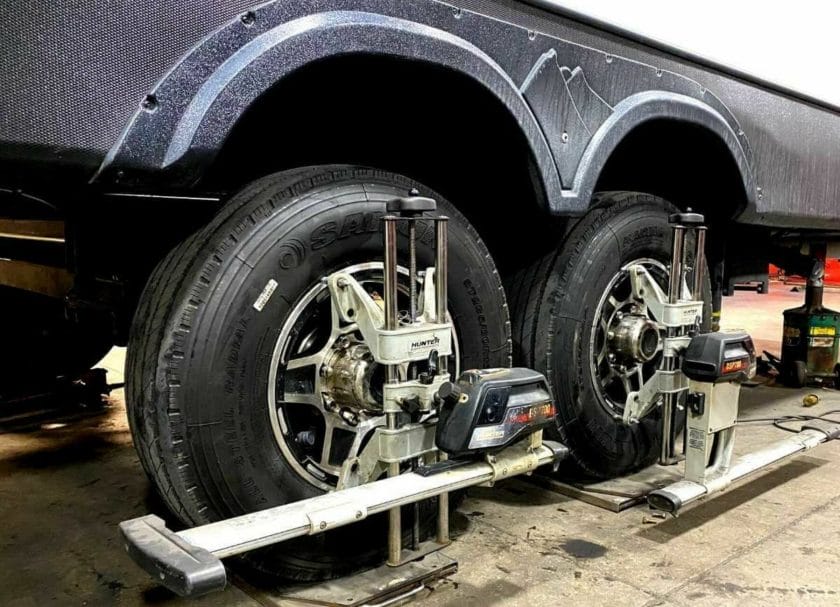 Balancing the tires on our new independent suspension,why you need independent trailer suspension and trailer disc brakes
