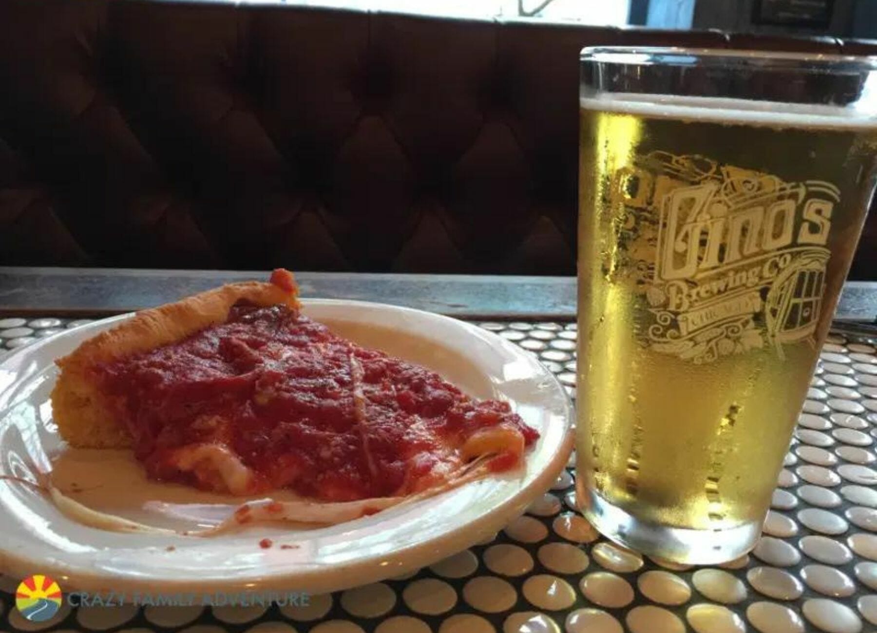 Things to do in Chicago with kids - Gino's East