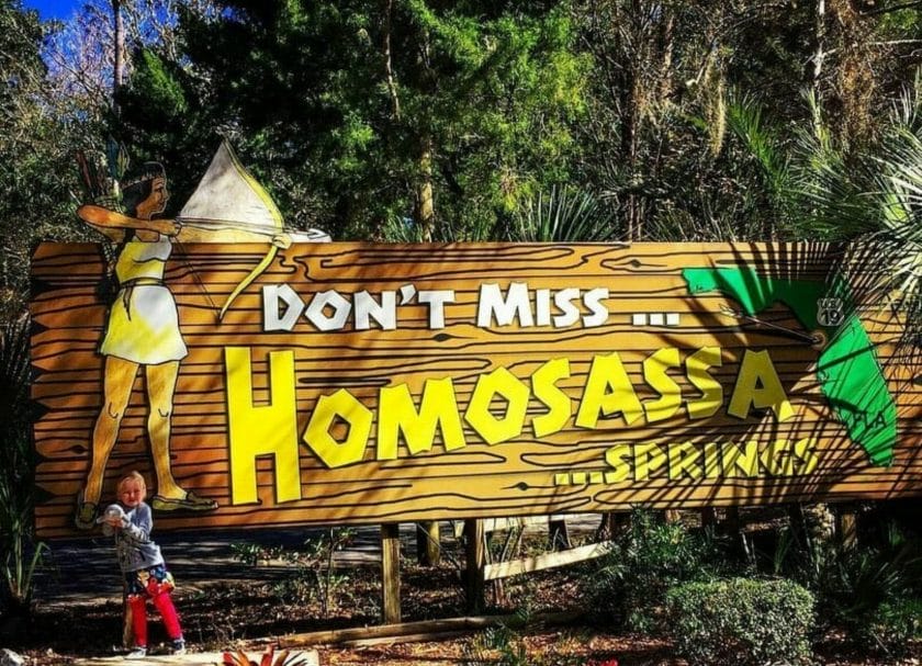 Homosassa Springs State Park sign