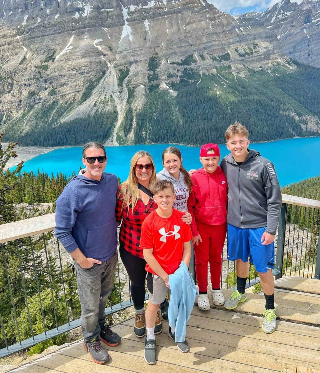 Family Picture at Peyto Lake