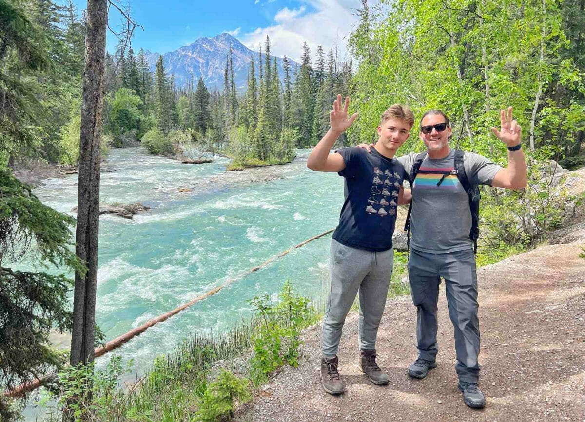 Malign Canyon Hike Craig and Carson by the river
