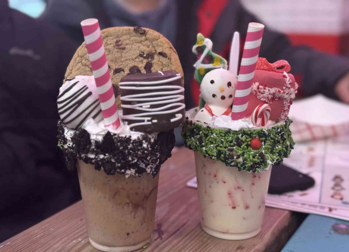 milkshakes at JoJo's a must do at Christmas time in Chicago with teens!
