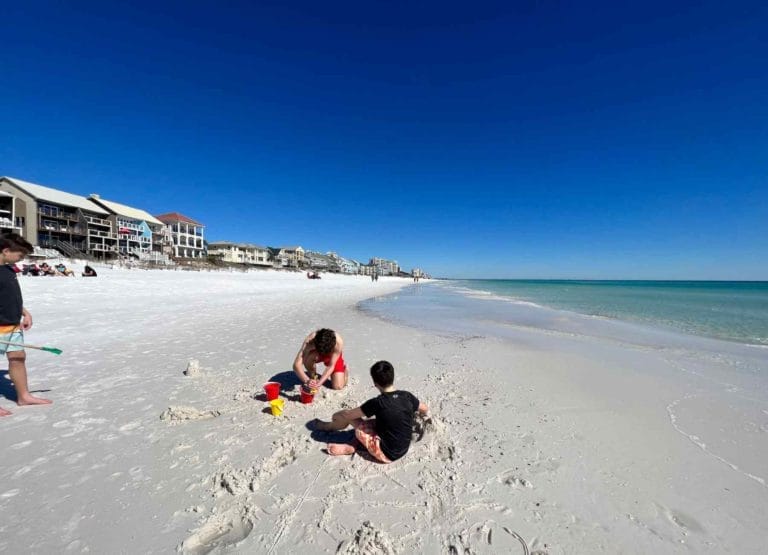 Kids playing on the beach the best free thing to do in Destin Florida